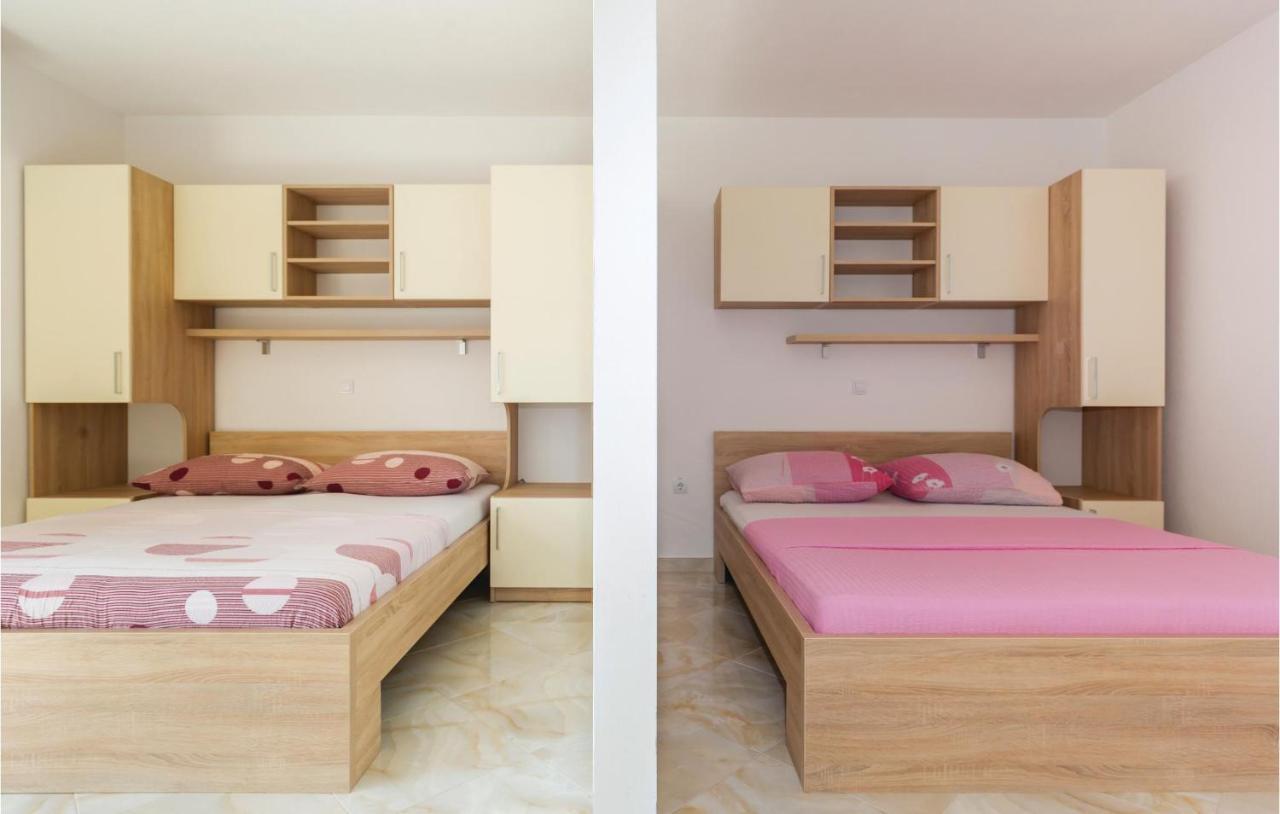 Amazing Apartment In Krvavica With Wifi Bagian luar foto